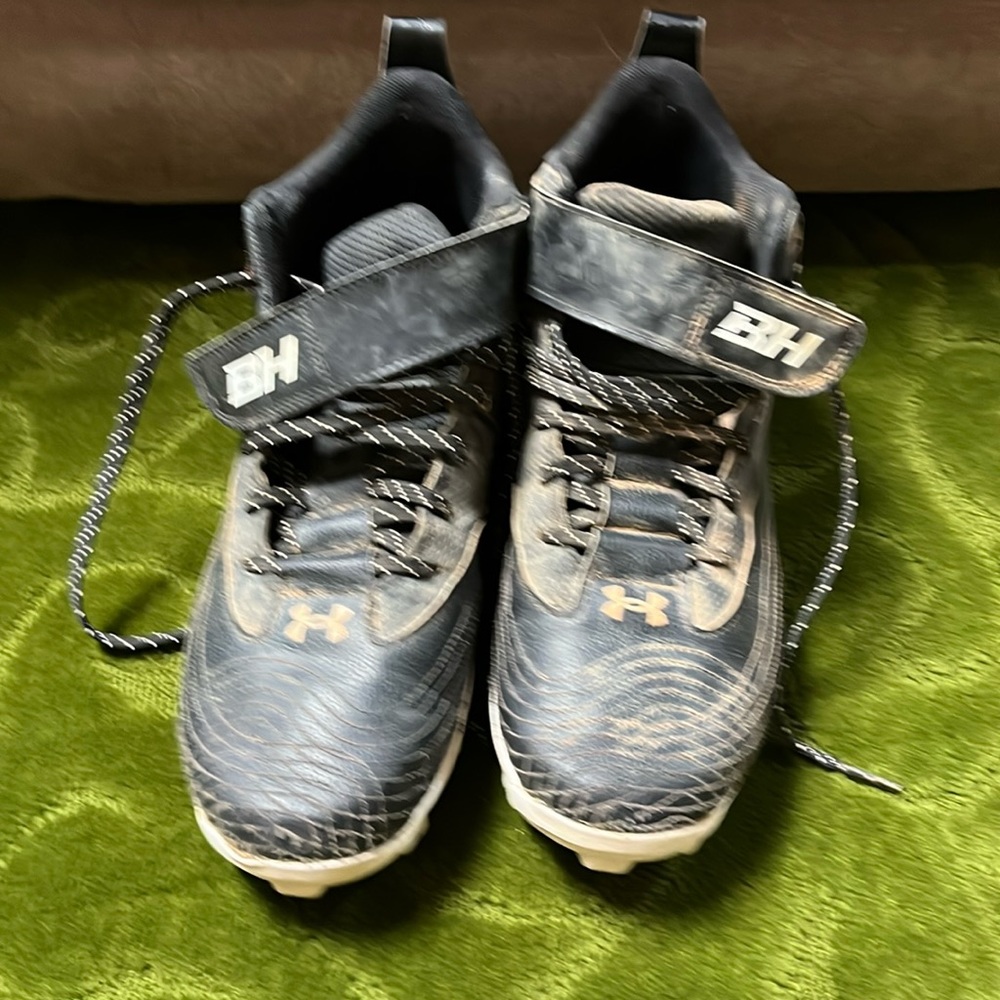 Under Armour baseball cleats size 10.5 Bryce Harper version